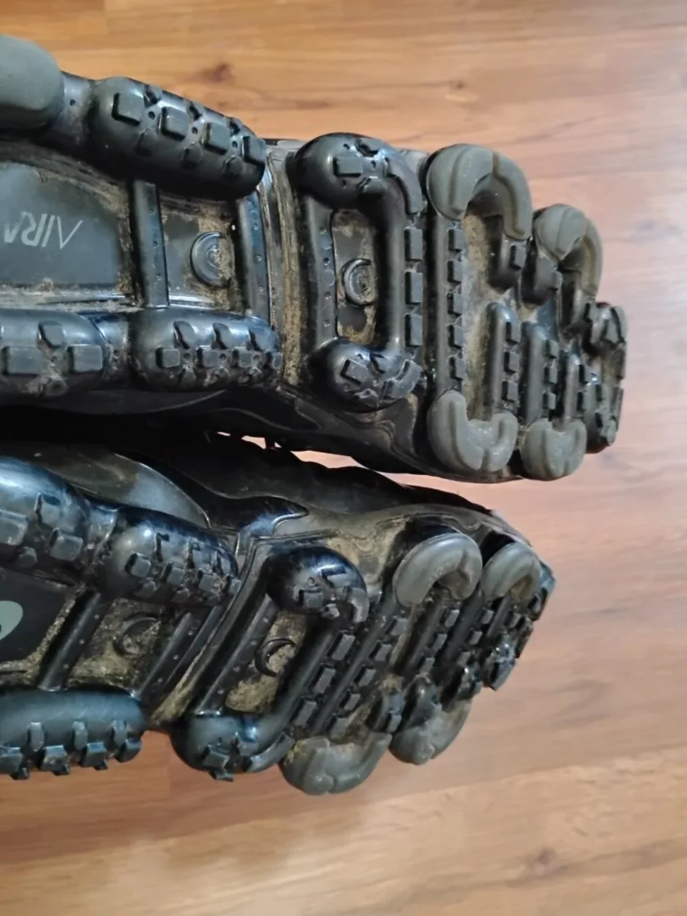 Nike Air VaporMax Plus Triple Black Athletic Shoes Sneakers